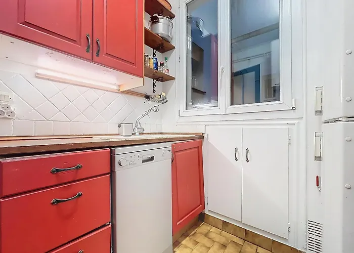 Spacious Apartment Near Gare Du Nord And Est